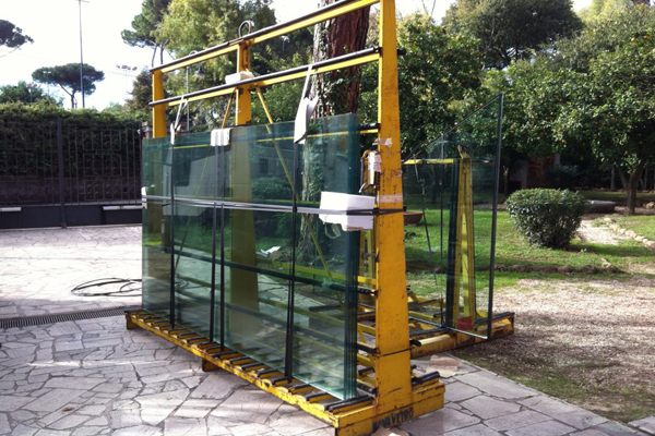Installare la gattaiola a Torino: come e perché installarla al vetro da 50  € - Sostituzione Vetri e Vetrine in Giornata